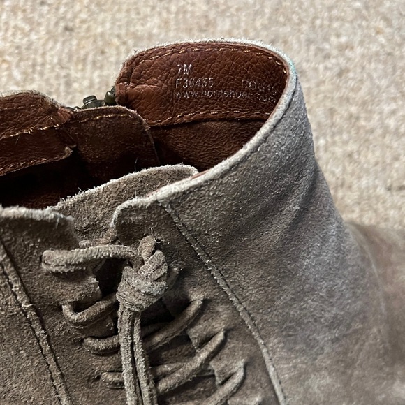 Womens Born Suede Ankle Boots - 7M - Picture 5 of 7